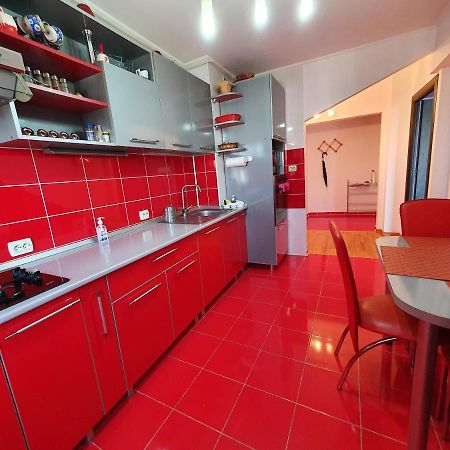 Crema Apartaments Ploieşti Extérieur photo