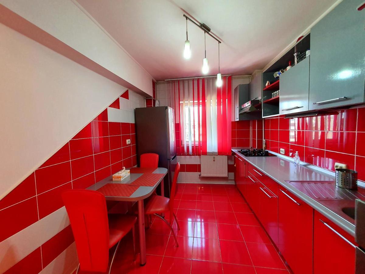 Crema Apartaments Ploieşti Extérieur photo