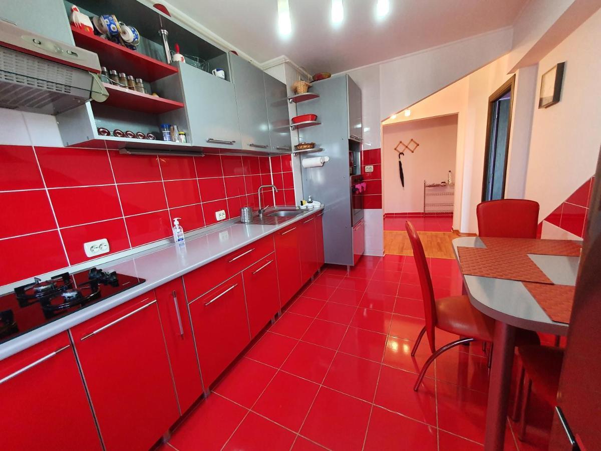 Crema Apartaments Ploieşti Extérieur photo